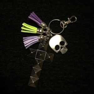 Skull and Pyramid cross with tassels keychain
